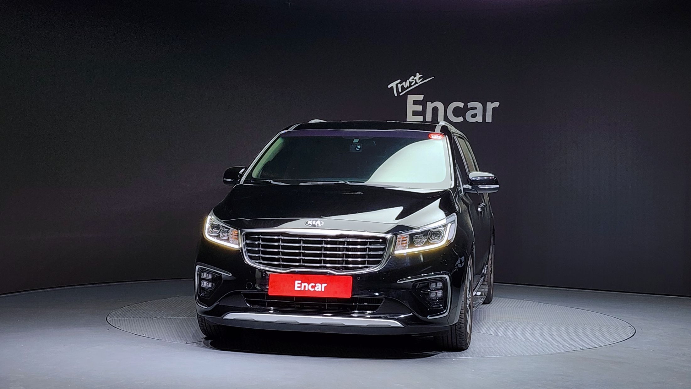 KIA CARNIVAL 2018