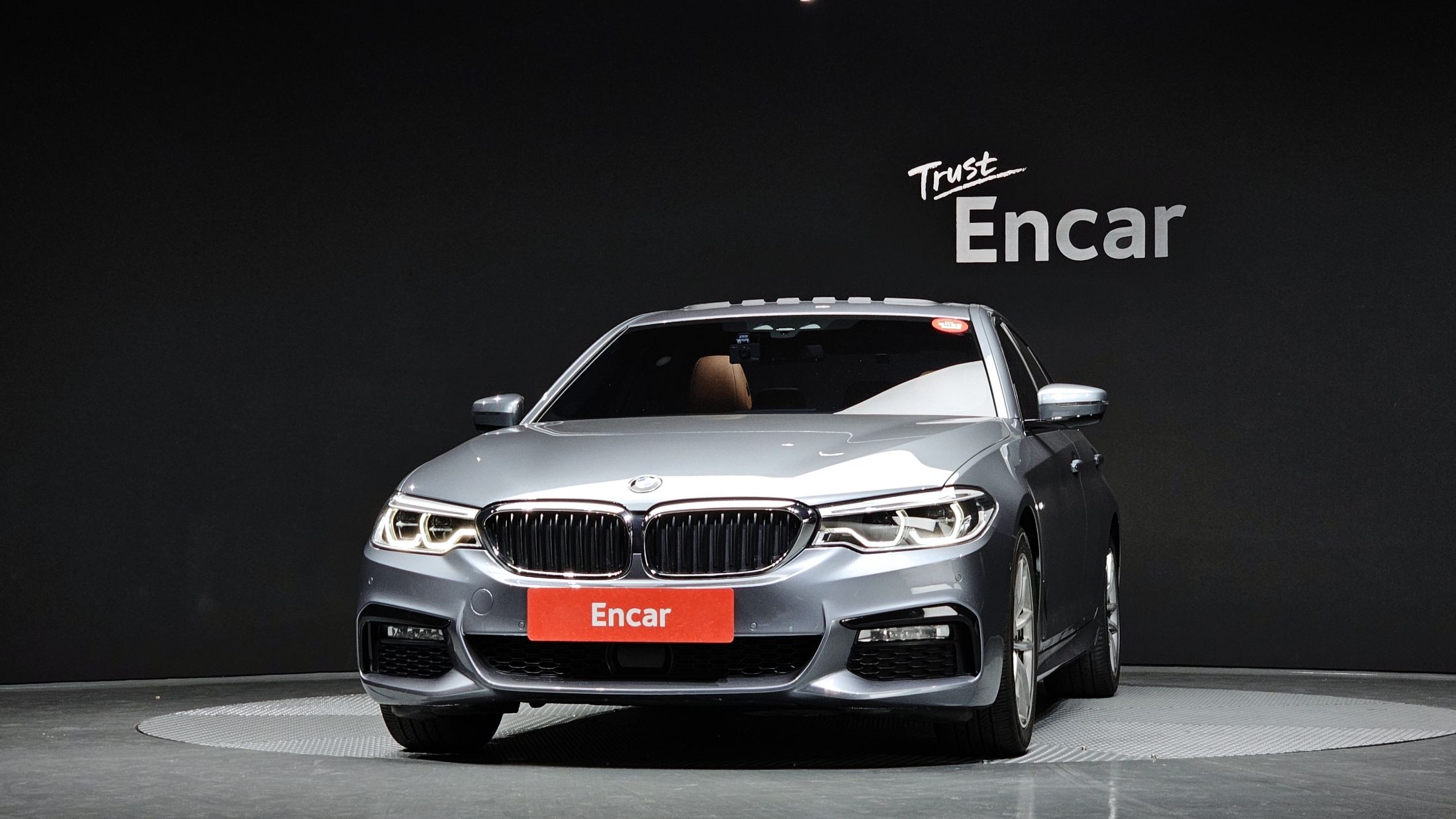 BMW 5-SERIES G30 2017