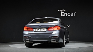 BMW 5-SERIES G30 2017