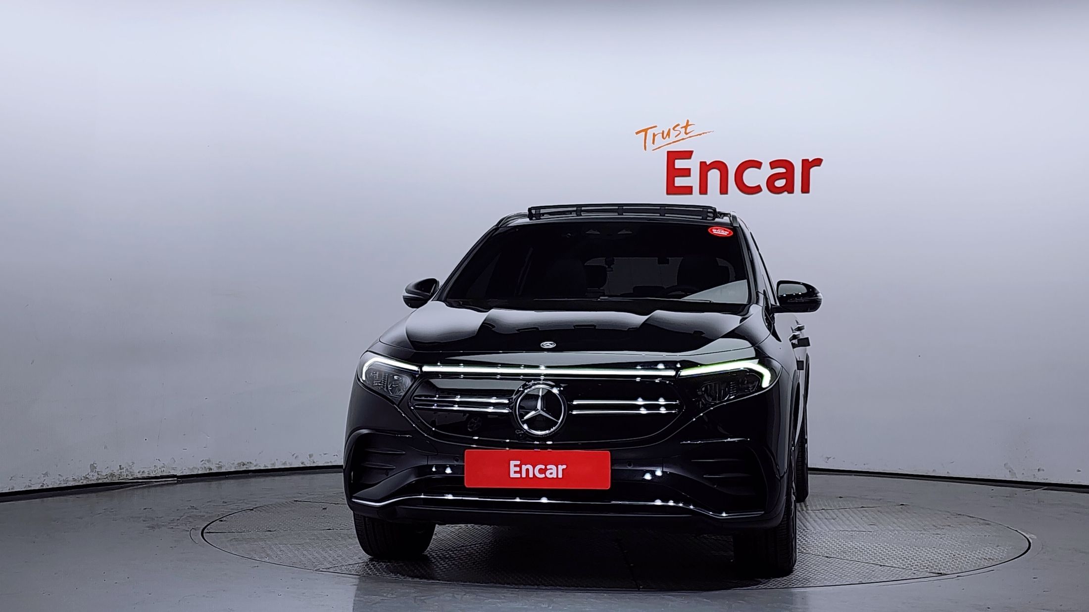 MERCEDES BENZ EQA H243