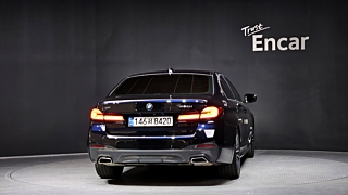 BMW 5-SERIES G30 2020