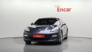 PORSCHE PANAMERA 2010