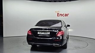 MERCEDES BENZ E-CLASS W213 2018