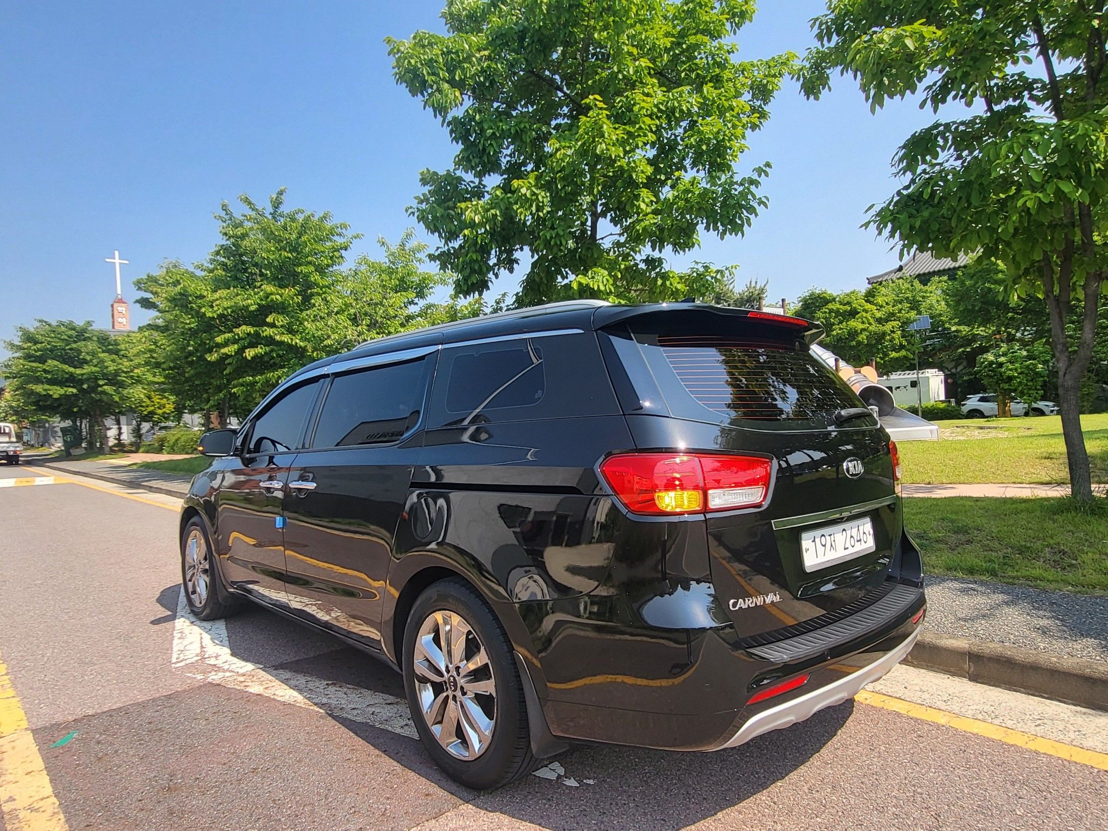 KIA CARNIVAL 2015