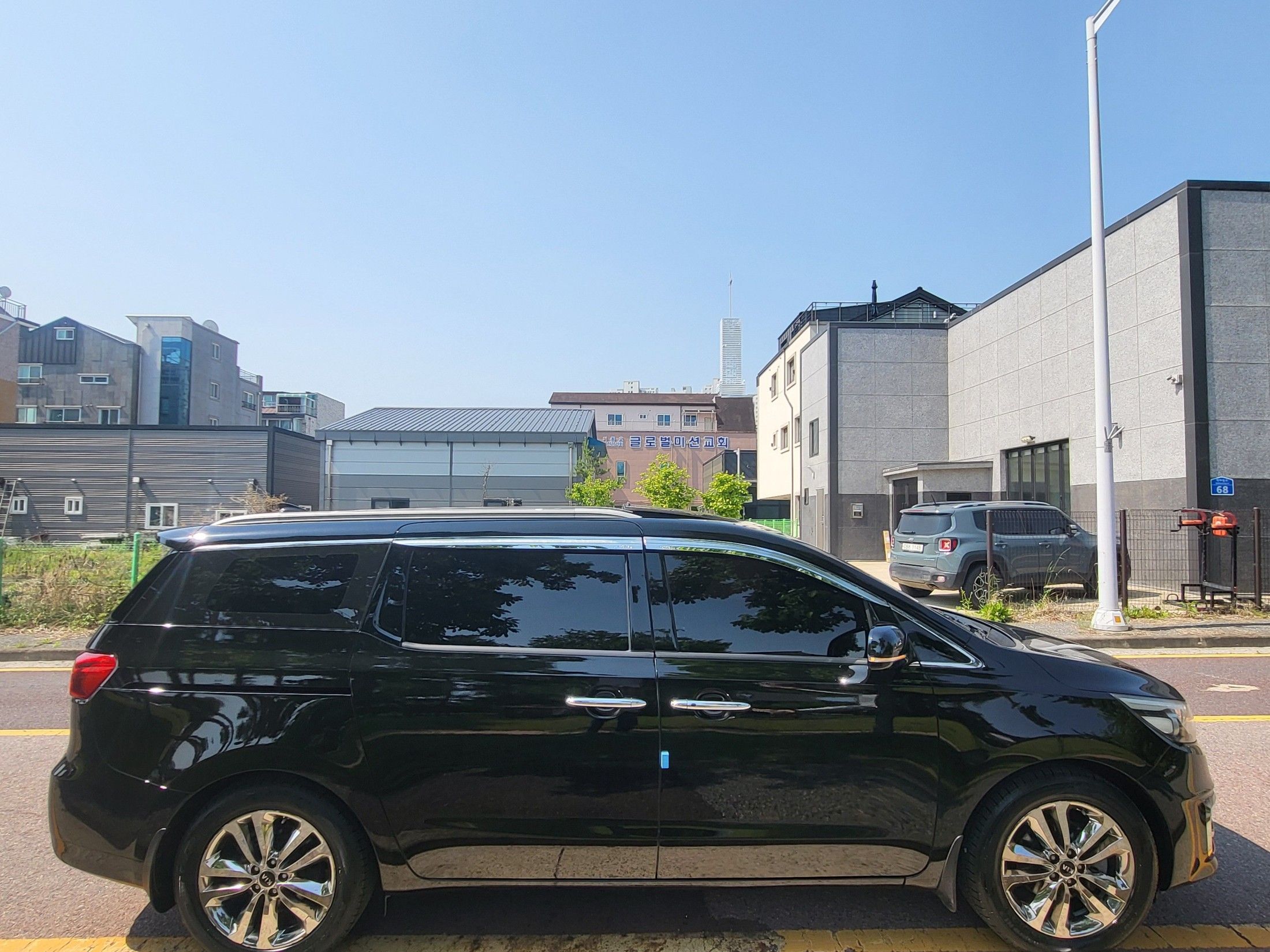 KIA CARNIVAL 2015