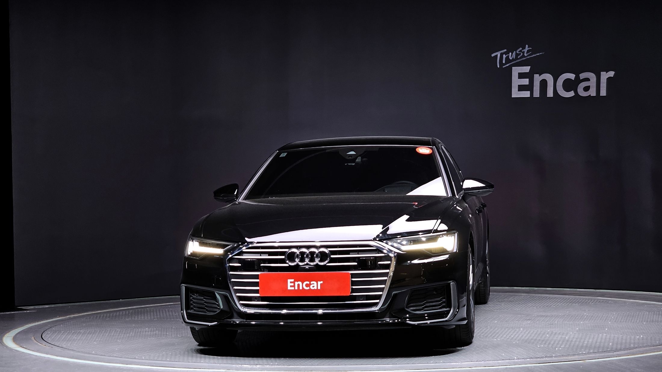 AUDI A6 C8