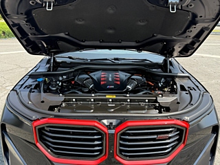 BMW XM G09 2024