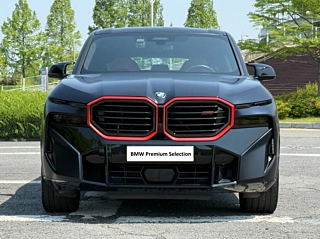 BMW XM G09 2024