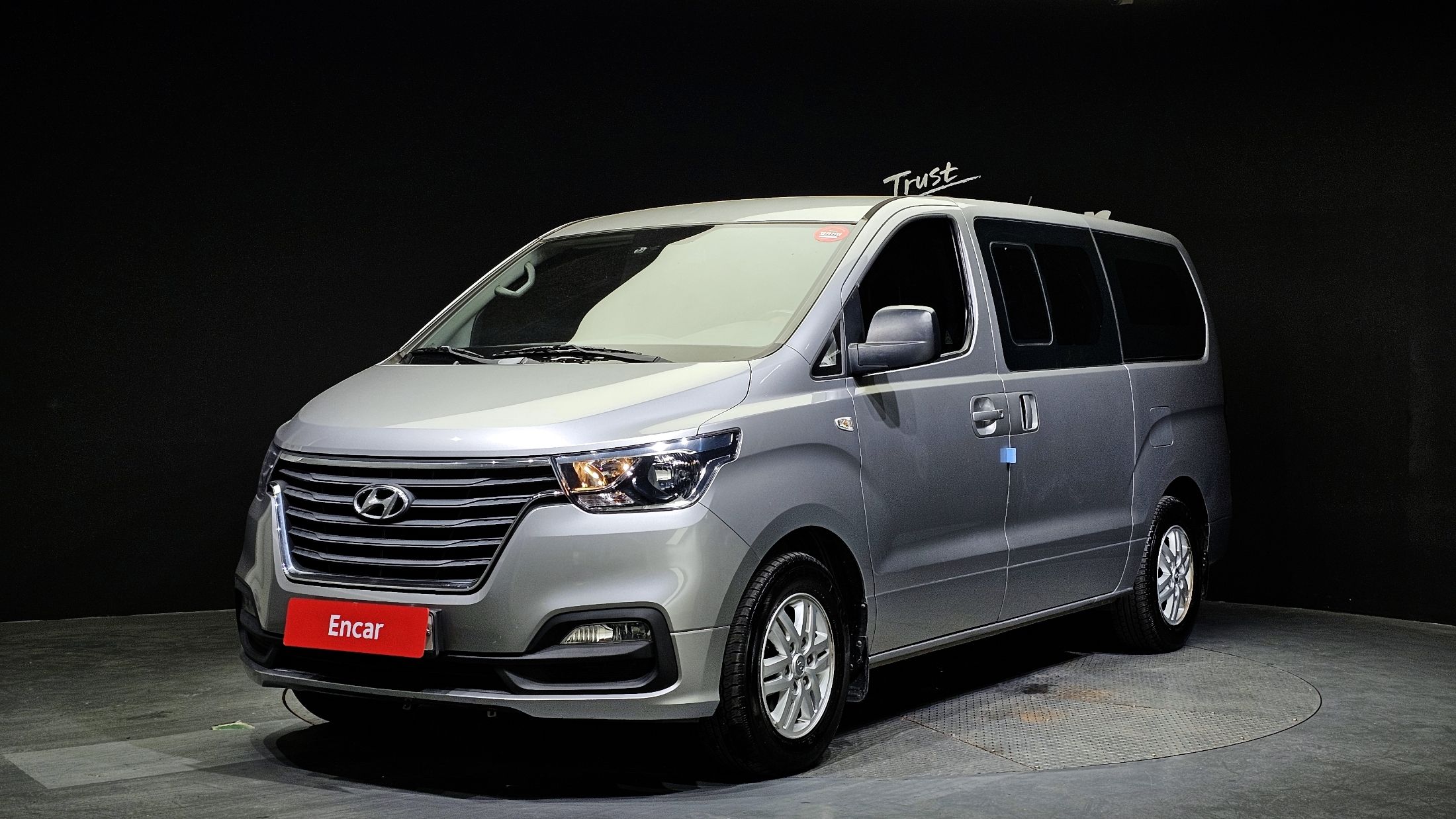 HYUNDAI STAREX GRAND 2019