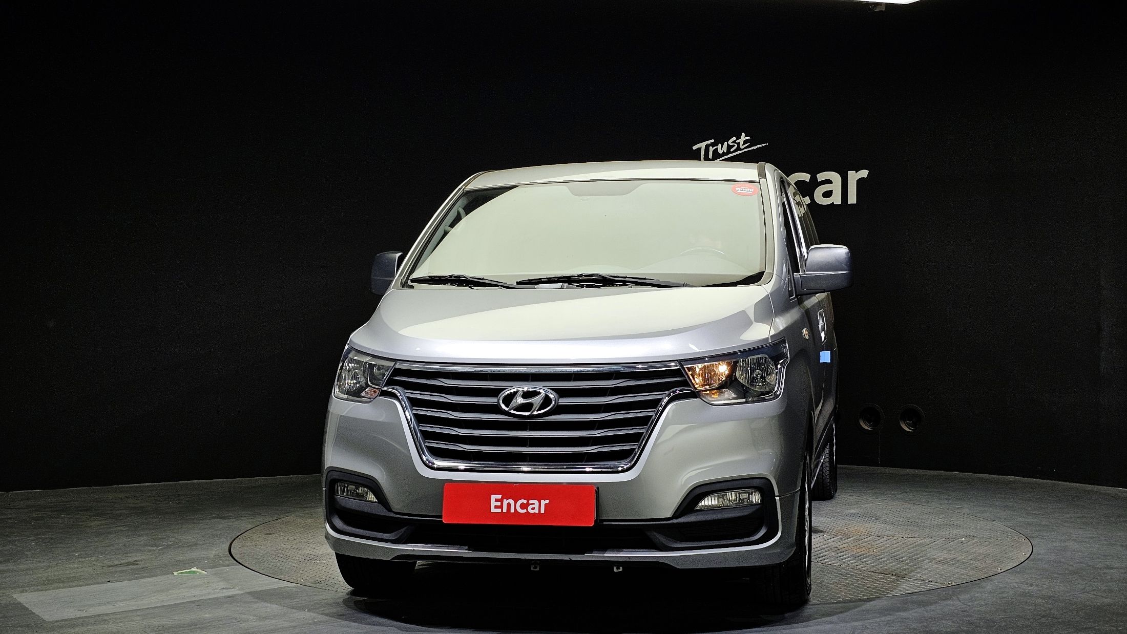 HYUNDAI STAREX GRAND 2019