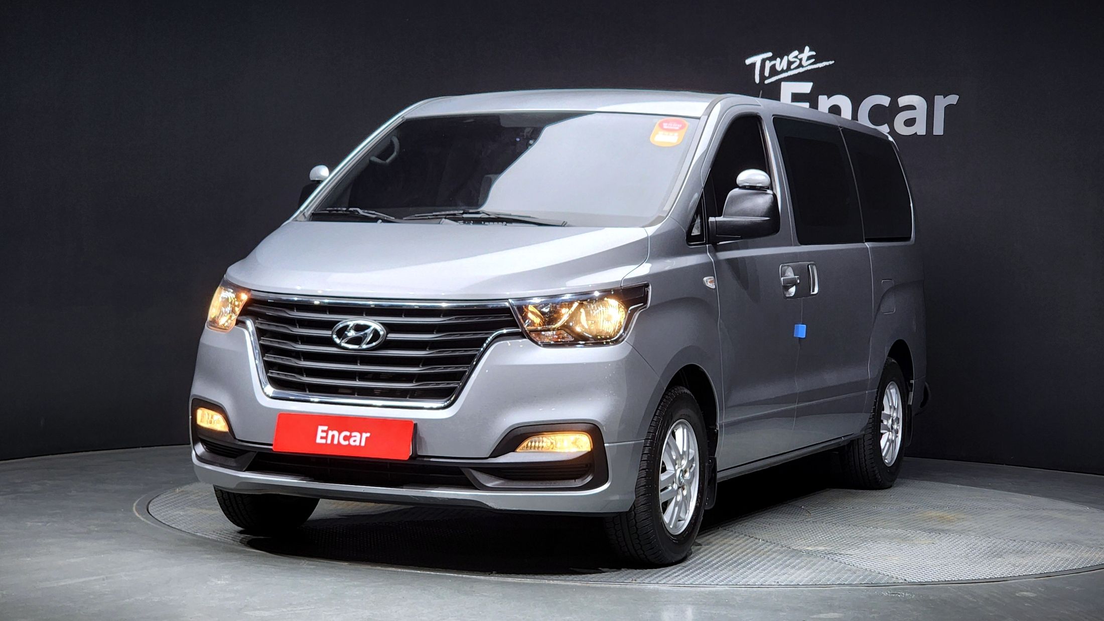 HYUNDAI STAREX GRAND 2019