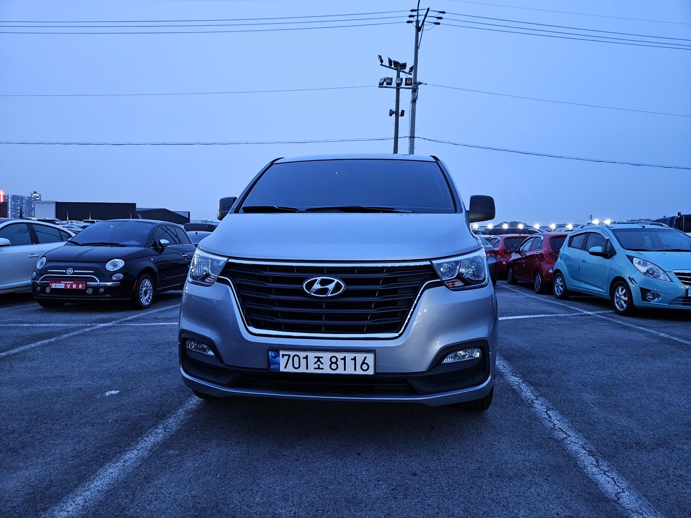 HYUNDAI STAREX GRAND
