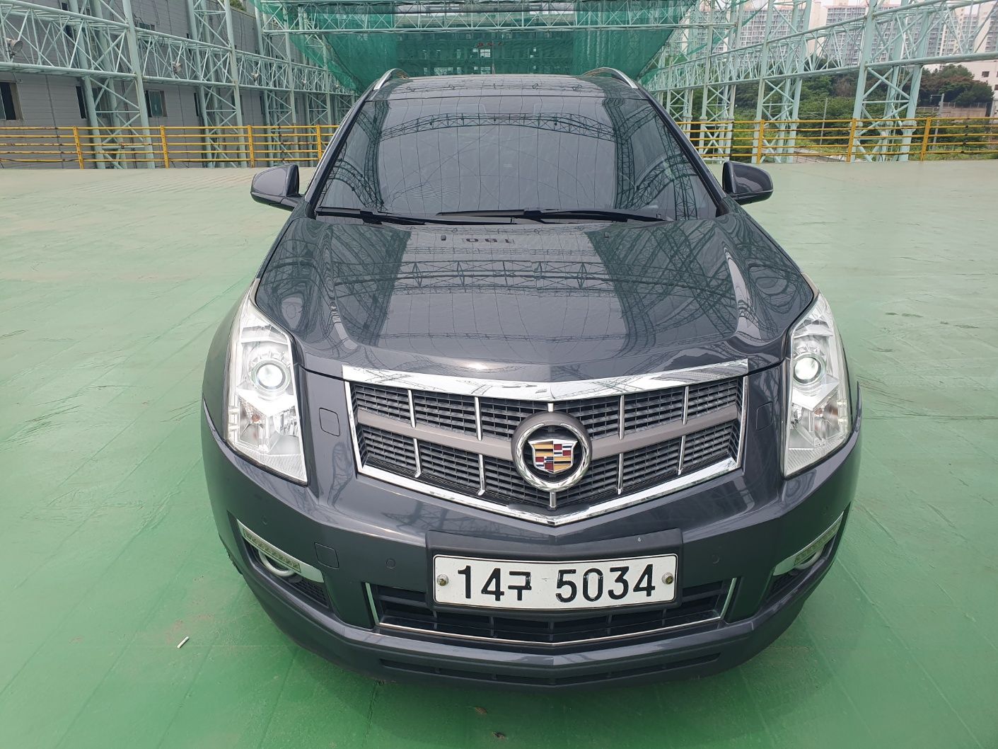 CADILLAC SRX