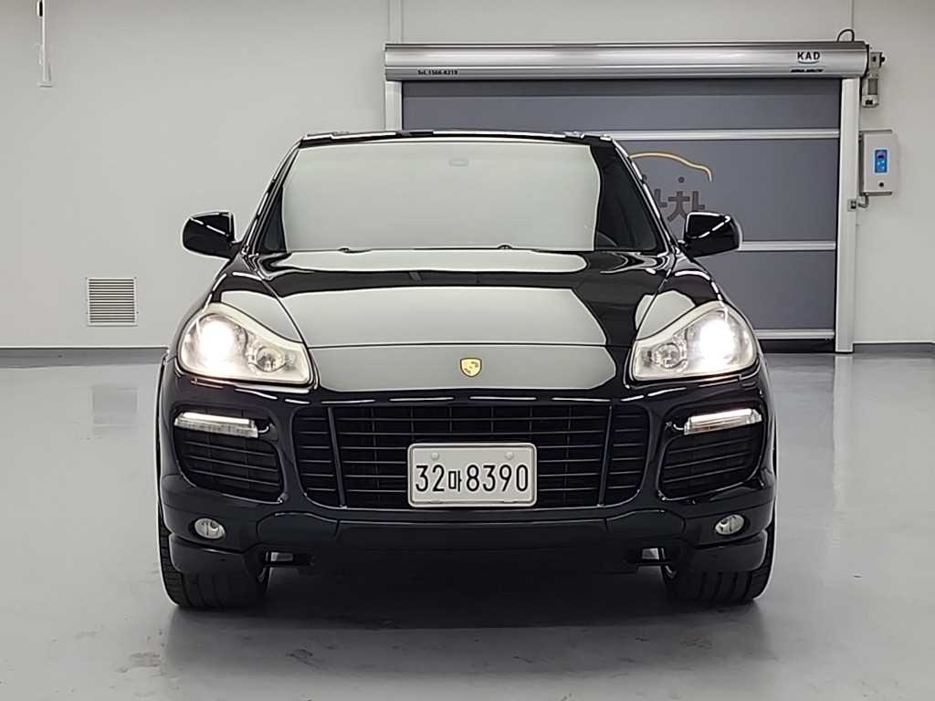 PORSCHE CAYENNE 2010