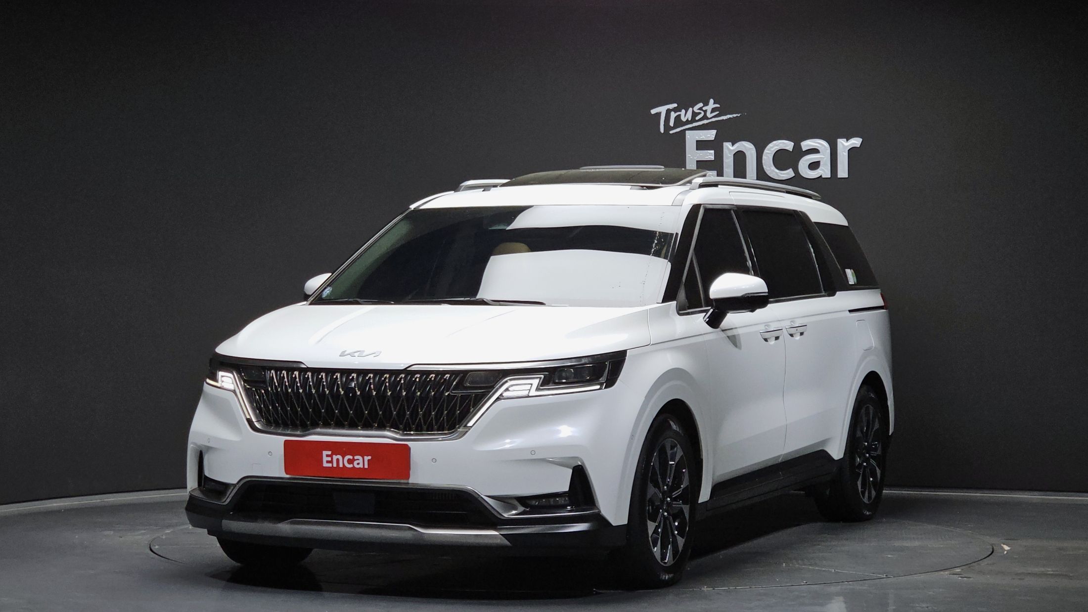KIA CARNIVAL 2023