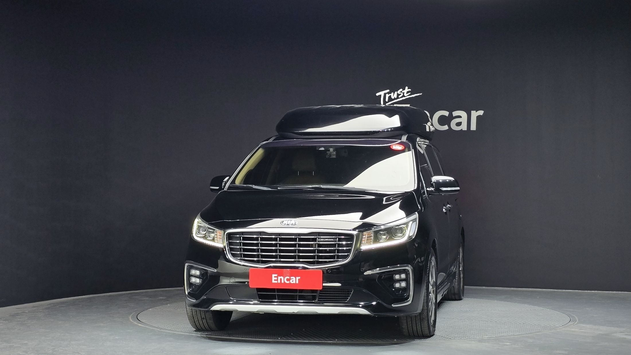 KIA CARNIVAL 2018