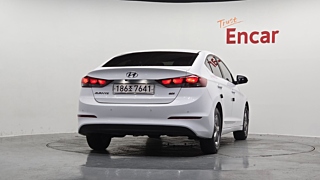 HYUNDAI AVANTE AD 2016