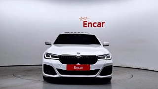 BMW 5-SERIES G30 2019