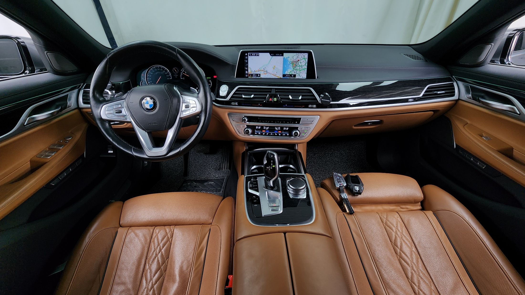 BMW 7-SERIES G11 2017