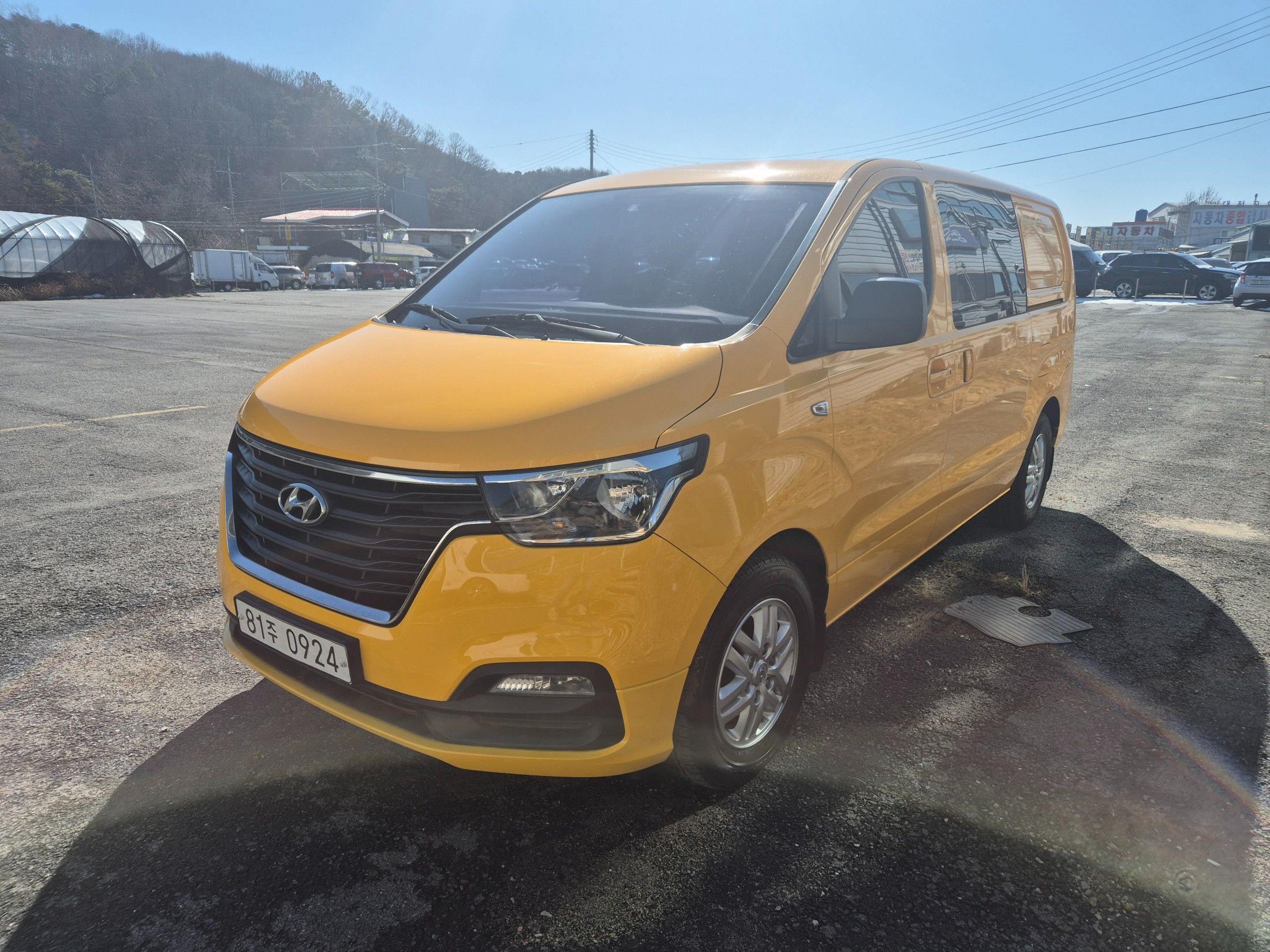 HYUNDAI STAREX GRAND
