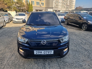 SSANGYONG TIVOLI 2015