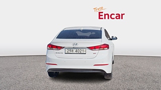 HYUNDAI AVANTE AD 2016