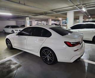 BMW 3-SERIES G20 2021