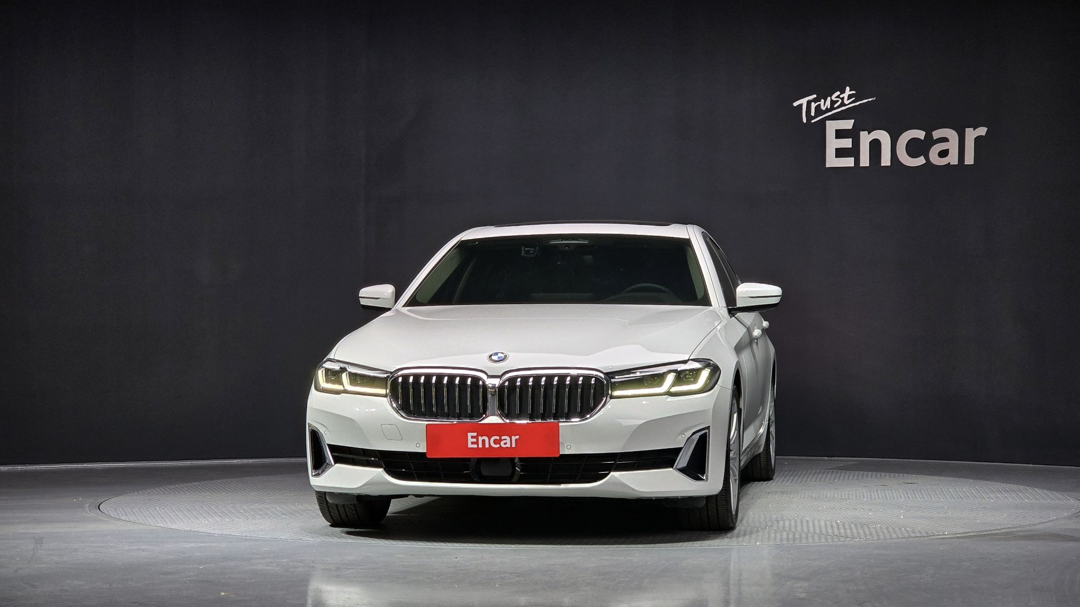 BMW 5-SERIES G30 2023