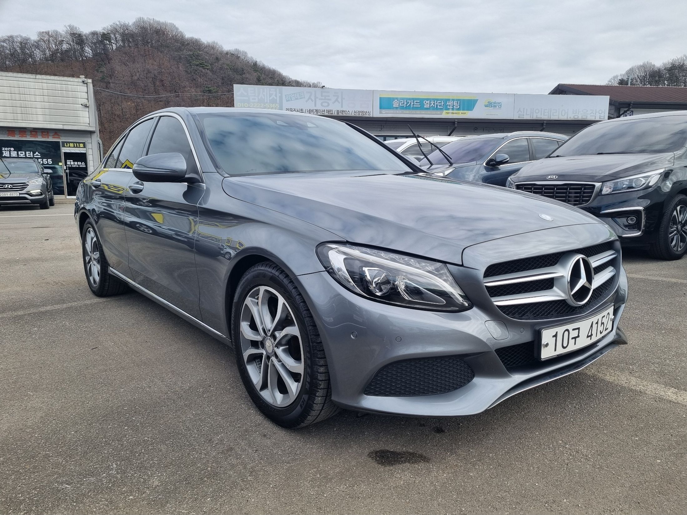 MERCEDES BENZ C-CLASS W205 2017