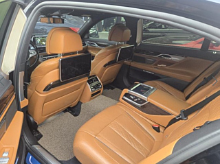 BMW 7-SERIES G11 2016