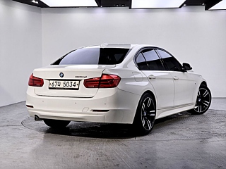 BMW 3-SERIES F30 2017