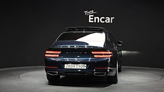 GENESIS G80 RG3 2022