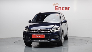 VOLKSWAGEN TIGUAN 2015