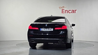 BMW 5-SERIES G30 2021