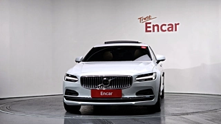 VOLVO S90 2023