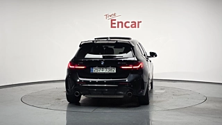 BMW 1-SERIES F40 2022