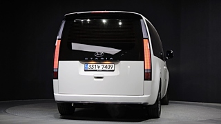 HYUNDAI STARIA 2023