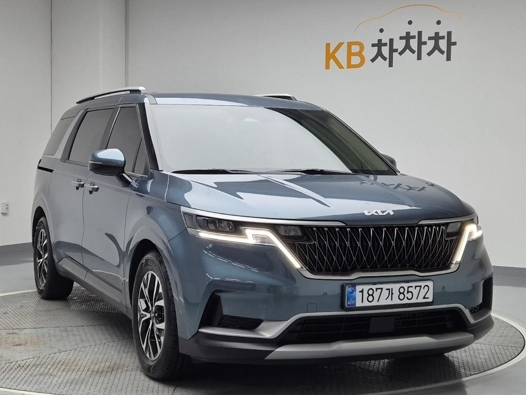 KIA CARNIVAL 2021