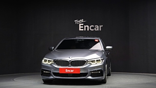 BMW 5-SERIES G30 2017