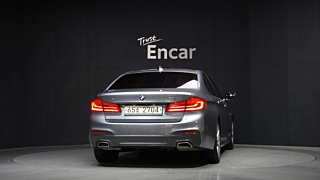 BMW 5-SERIES G30 2017