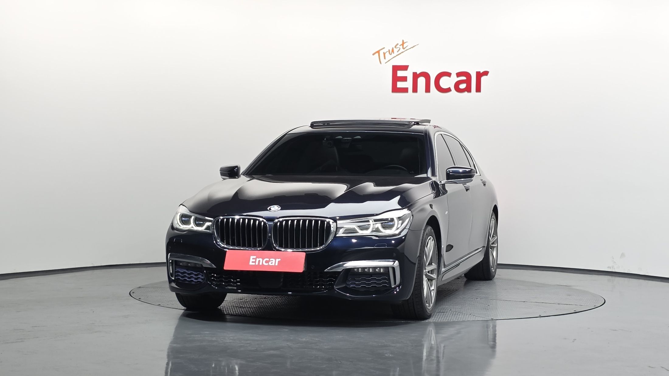 BMW 7-SERIES G11 2017