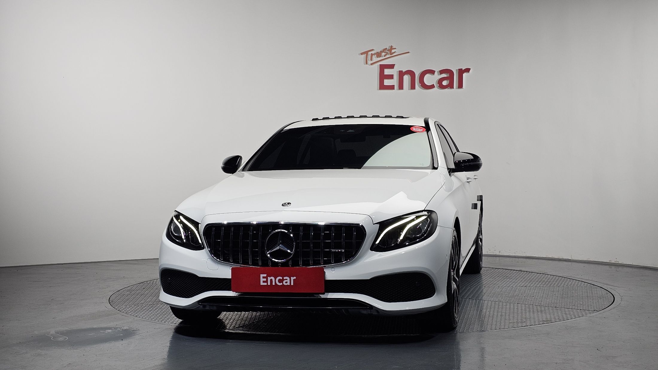 MERCEDES BENZ E-CLASS W213 2020