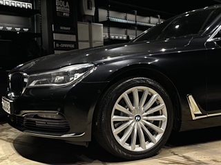 BMW 7-SERIES G11 2017