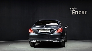 MERCEDES BENZ C-CLASS W205 2016