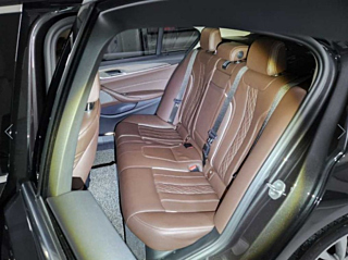 BMW 5-SERIES G30 2020