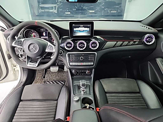 MERCEDES BENZ GLA-CLASS X156 2017