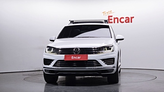 VOLKSWAGEN TOUAREG 2016