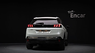 PEUGEOT 3008 2018