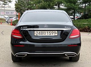 MERCEDES BENZ E-CLASS W213 2020