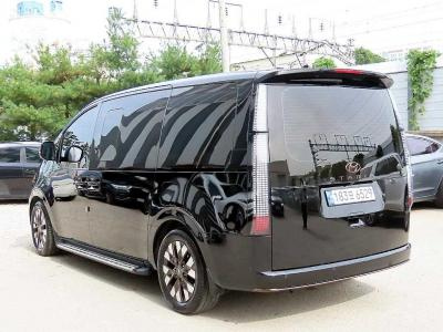 HYUNDAI STARIA 2023
